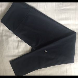 Navy blue leggings